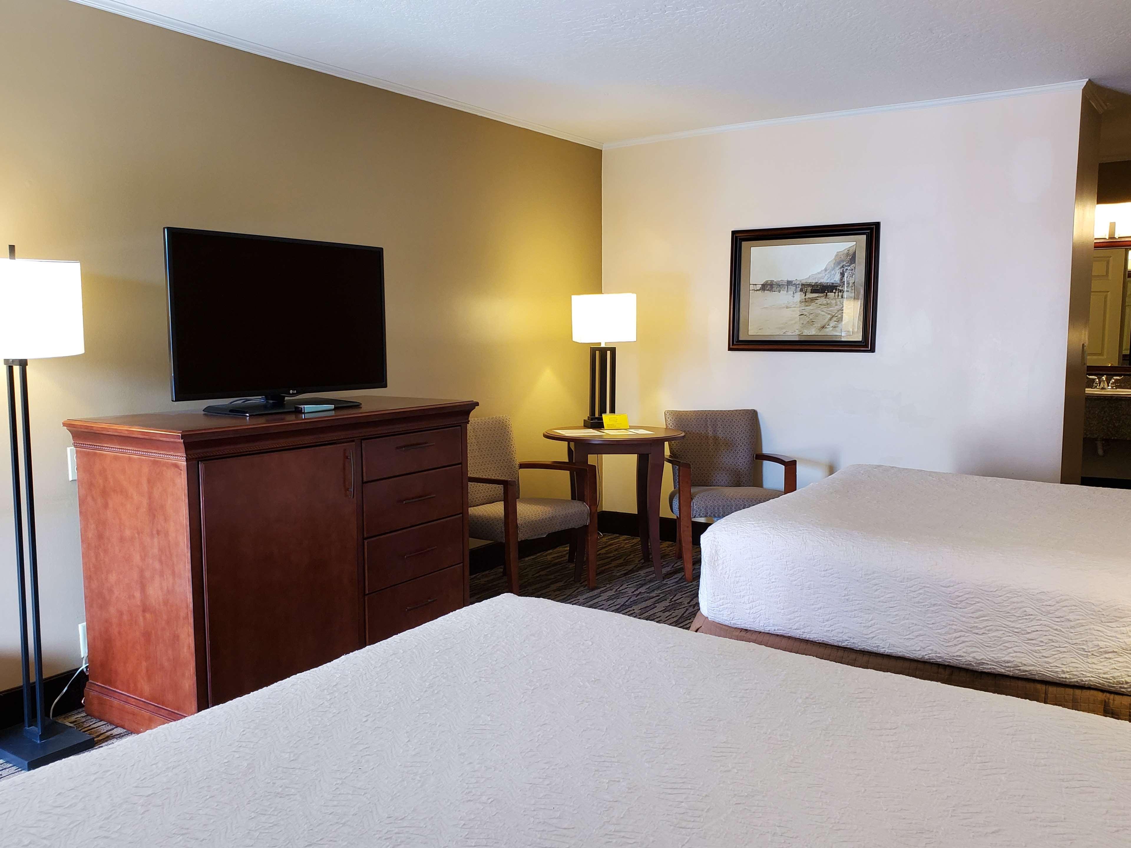 Best Western Plus Humboldt House Inn Garberville Buitenkant foto