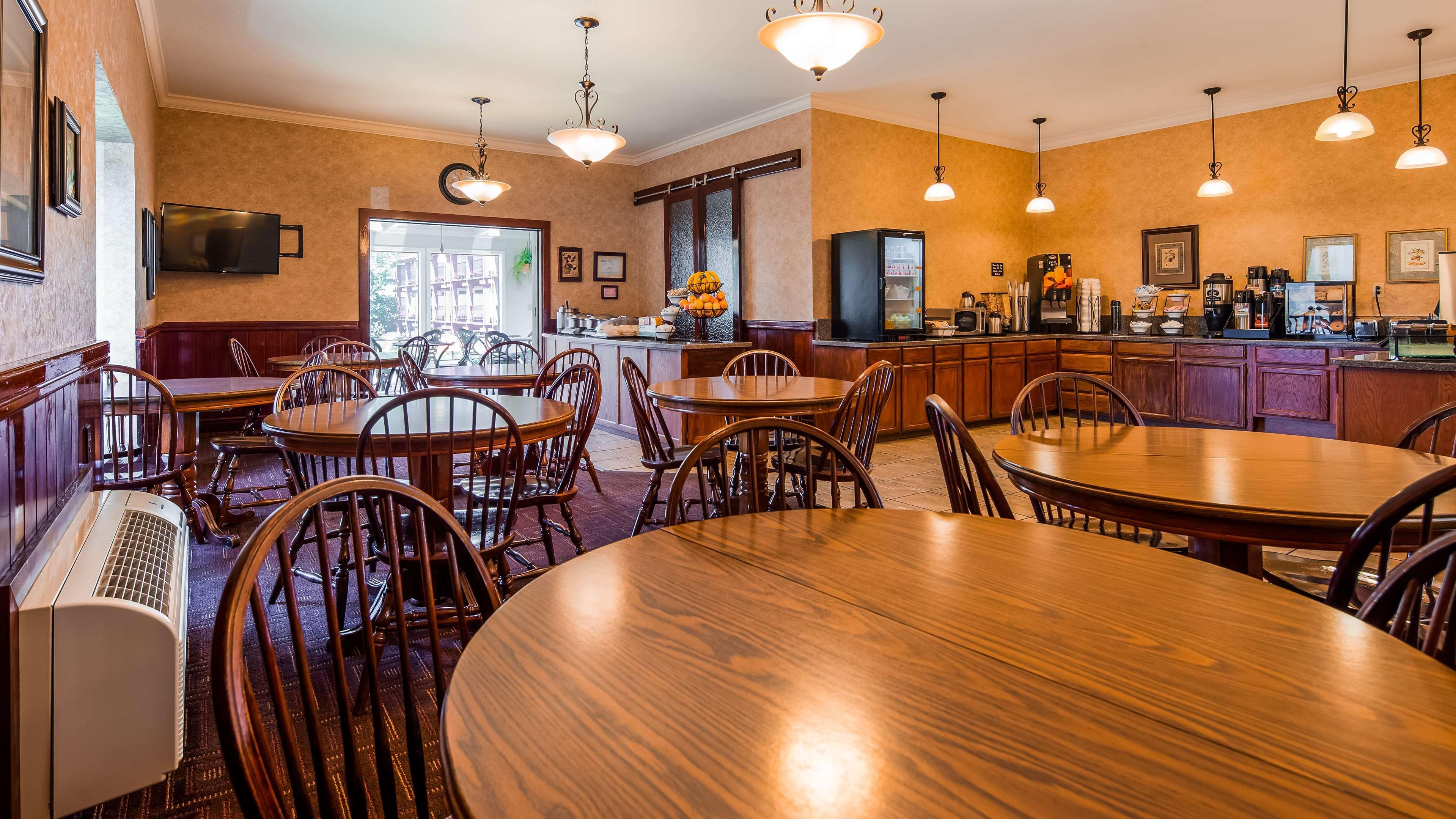 Best Western Plus Humboldt House Inn Garberville Buitenkant foto